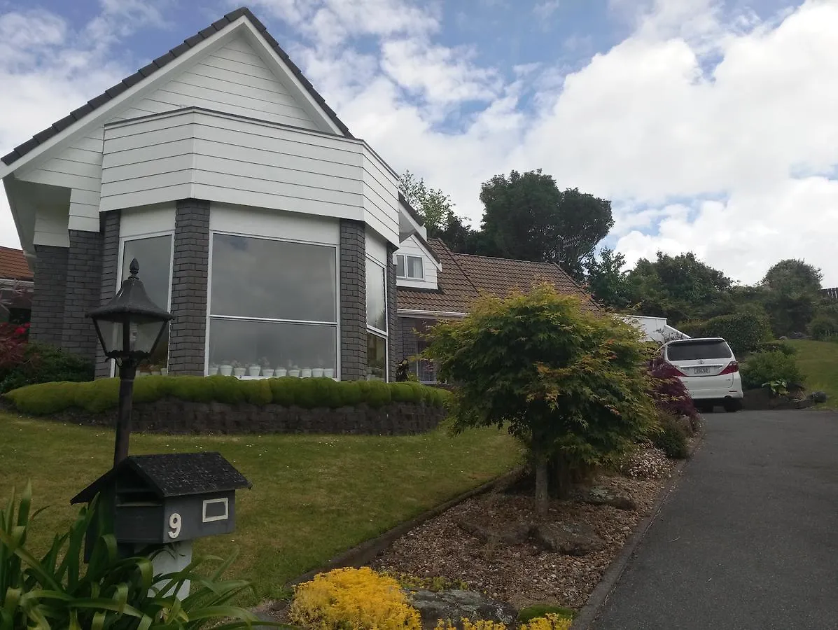 Foodora Lake View Bed & Breakfast Bed & Breakfast Rotorua