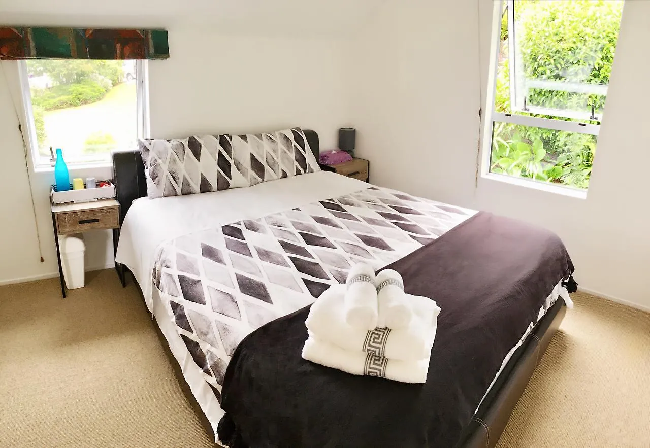 Foodora Lake View Bed & Breakfast Bed & Breakfast Rotorua